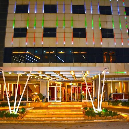 Gratus Hotel Erbil Esterno foto