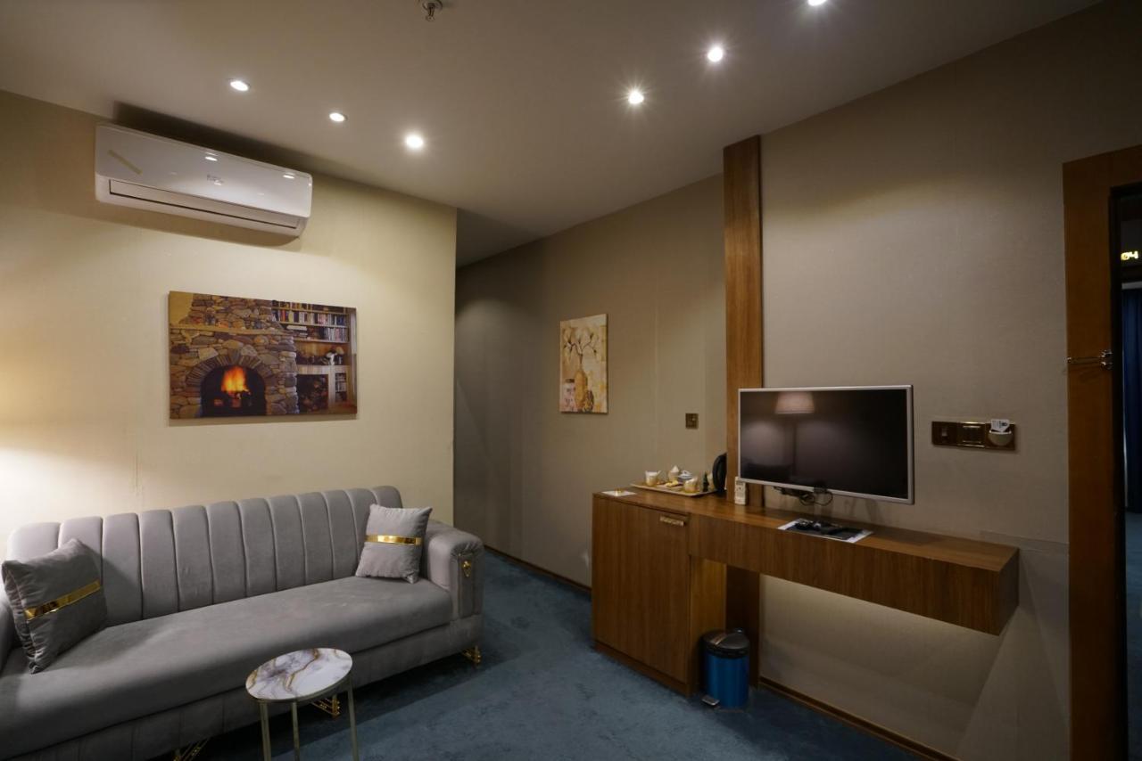 Gratus Hotel Erbil Esterno foto